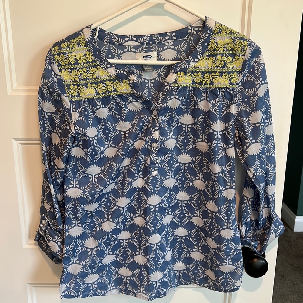 Old Navy girls split neck blouse